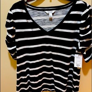 New with tags. Nine West striped v- neck with puffed sleeves